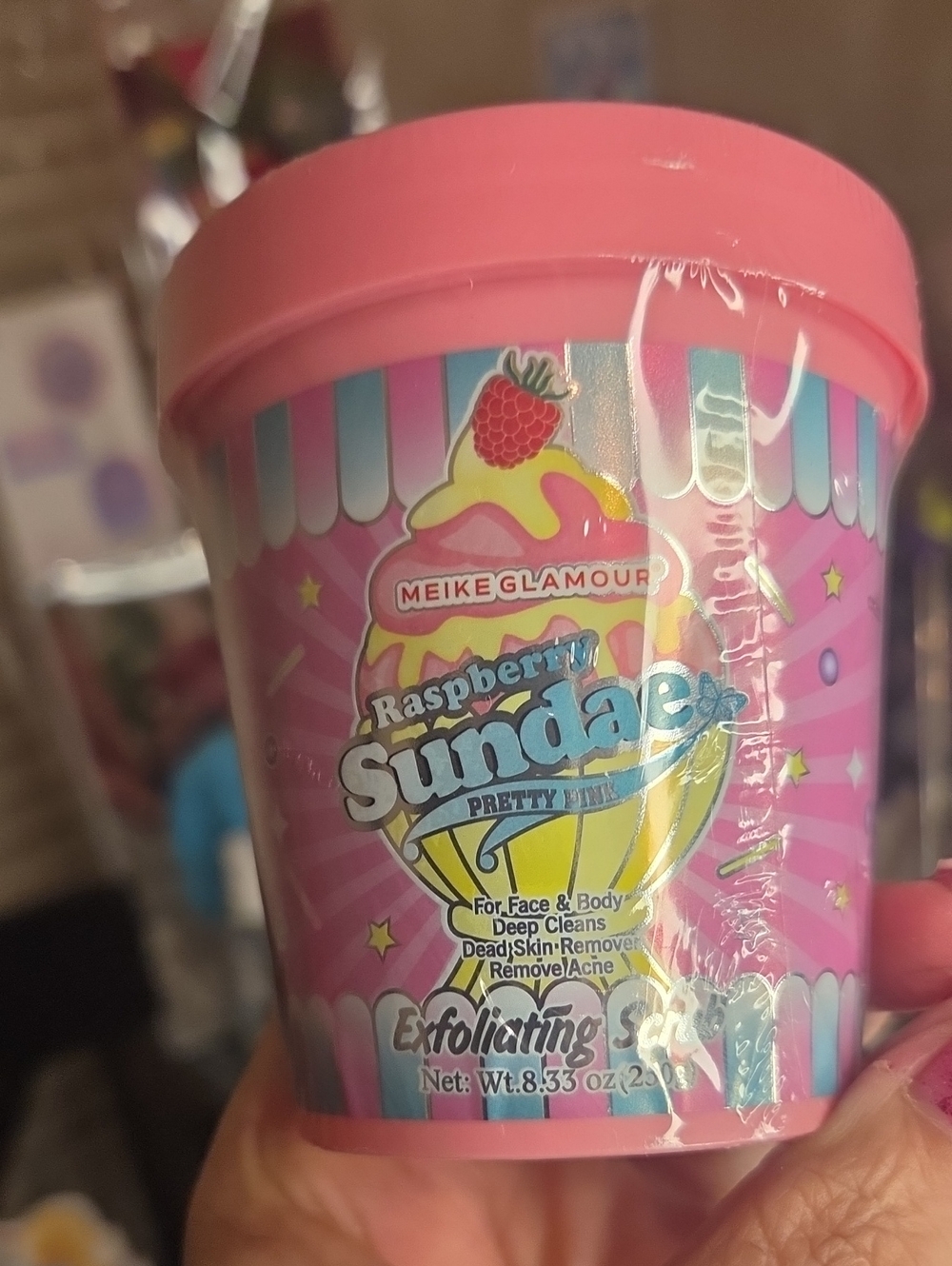 Glamour Raspberry Sundae Exfoliating Scrub - Pink